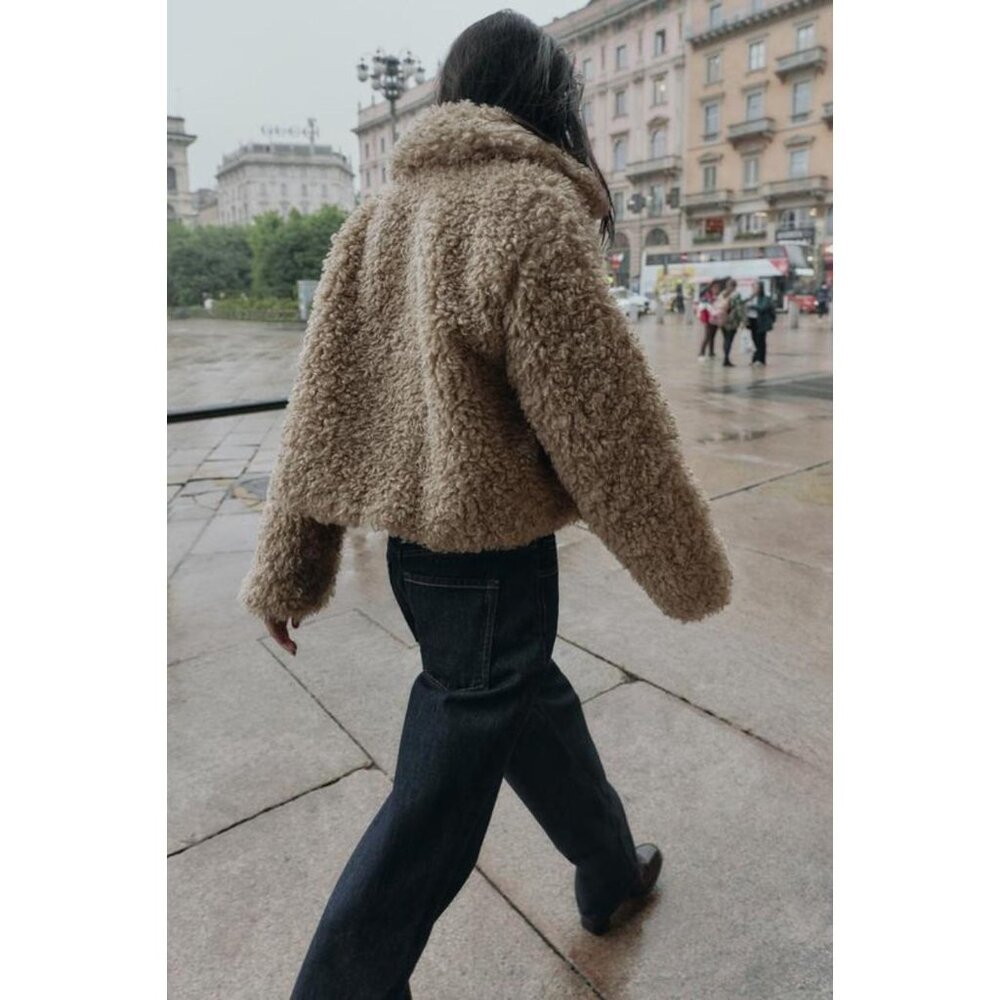 ZARA FAUX FUR JACKET WITH FIREMAN CLASPS - Picture 4 of 9